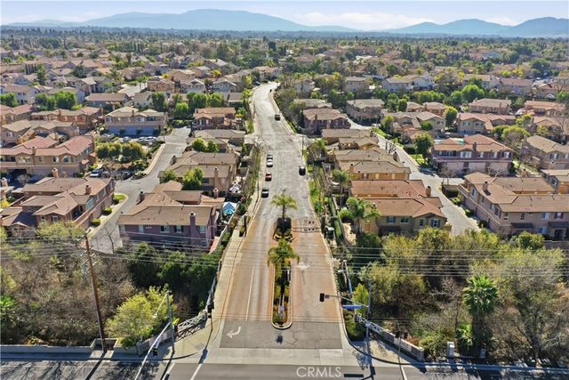 39668 Princeton B, Murrieta, CA 92563