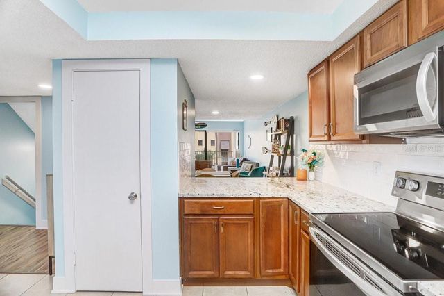 314 WINDRUSH BOULEVARD 12, Indian Rocks Beach, FL 33785