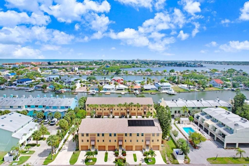 314 WINDRUSH BOULEVARD 12, Indian Rocks Beach, FL 33785