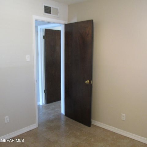2933 WEDGEWOOD Drive, El Paso, TX 79925