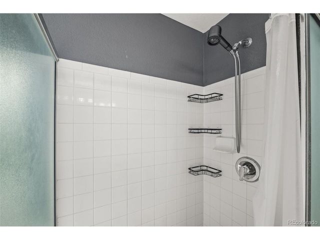 6691 Fonder Dr, Parker, CO 80134