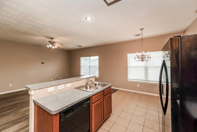 814 Forest Ivy Lane, Houston, TX 77067