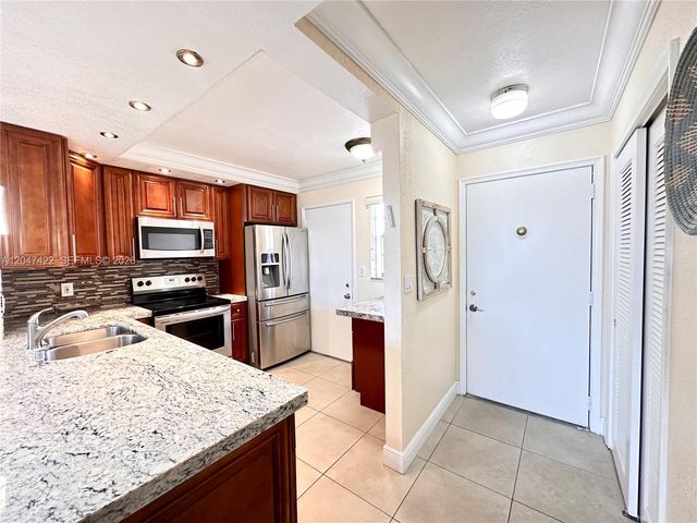 500 NE 12th Avenue 705, Hallandale Beach, FL 33009