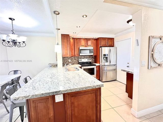 500 NE 12th Avenue 705, Hallandale Beach, FL 33009