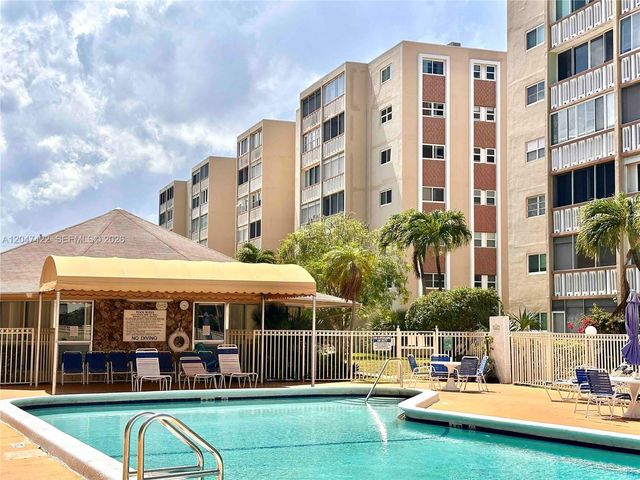 500 NE 12th Avenue 705, Hallandale Beach, FL 33009
