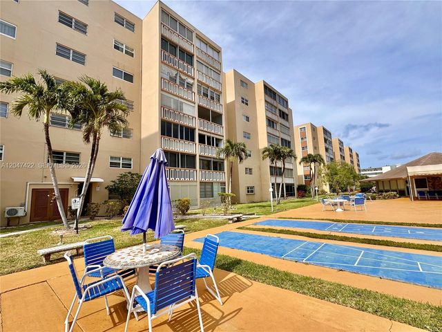 500 NE 12th Avenue 705, Hallandale Beach, FL 33009