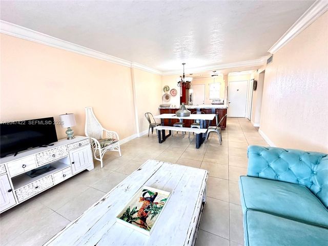 500 NE 12th Avenue 705, Hallandale Beach, FL 33009