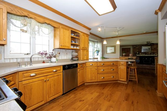 40100 Jones Road, Wellington, OH 44090