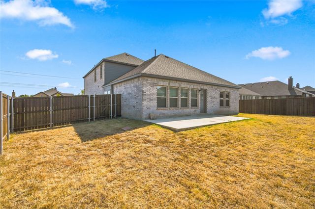 1345 Fox Glen Trail, Crowley, TX 76036