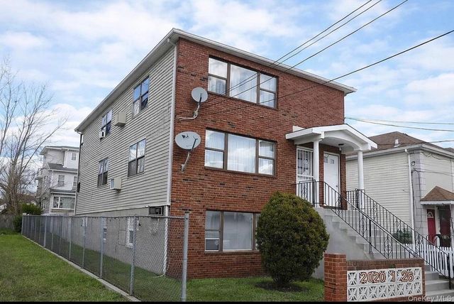 23515 Bentley Road, Rosedale, NY 11422