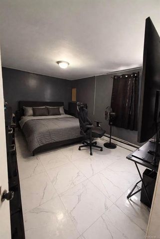 23515 Bentley Road, Rosedale, NY 11422