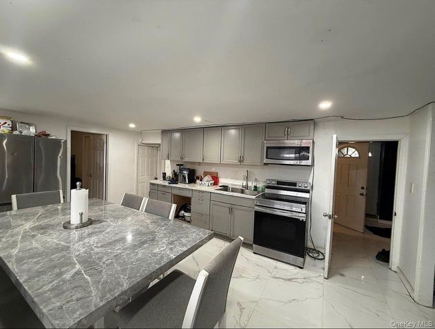 23515 Bentley Road, Rosedale, NY 11422