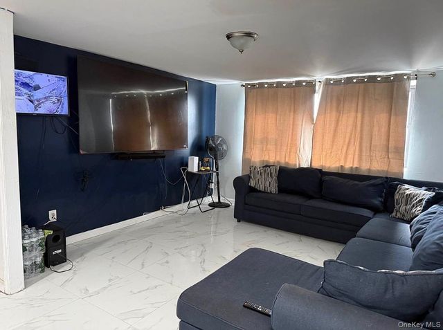 23515 Bentley Road, Rosedale, NY 11422