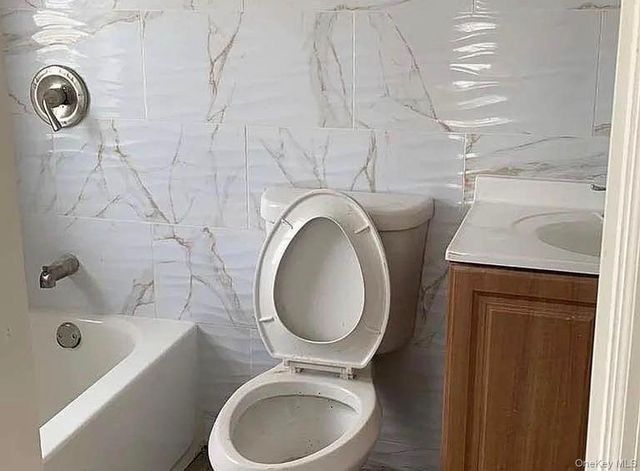 23515 Bentley Road, Rosedale, NY 11422