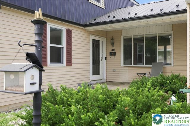 493 Forrest Avenue, Bethlehem City, PA 18017