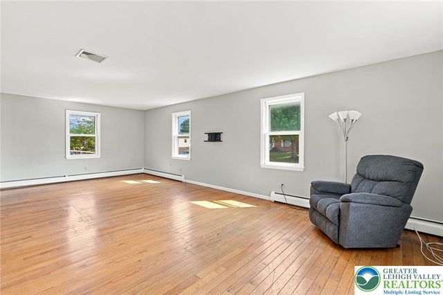 493 Forrest Avenue, Bethlehem City, PA 18017