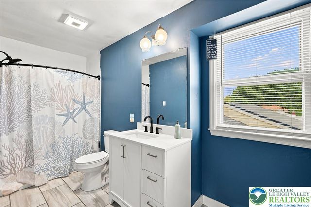 493 Forrest Avenue, Bethlehem City, PA 18017