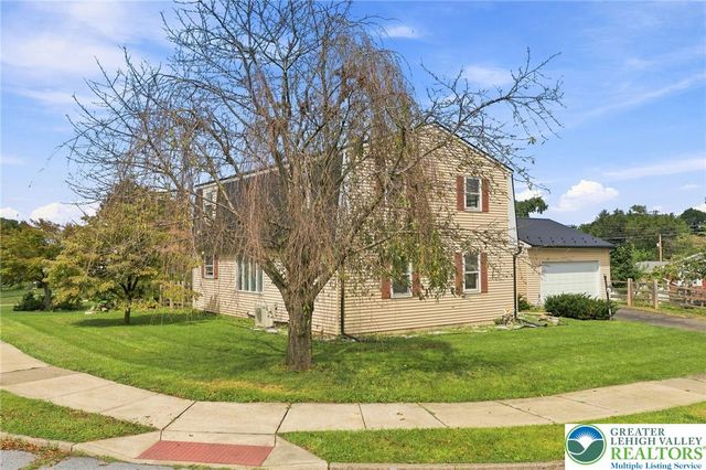 493 Forrest Avenue, Bethlehem City, PA 18017