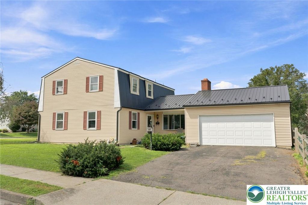 493 Forrest Avenue, Bethlehem City, PA 18017