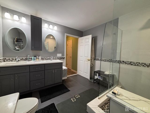 42 Redwick Way, South River, NJ 08882