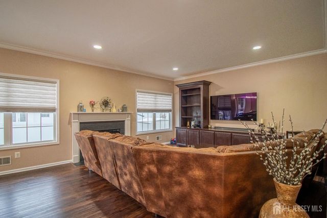 42 Redwick Way, South River, NJ 08882