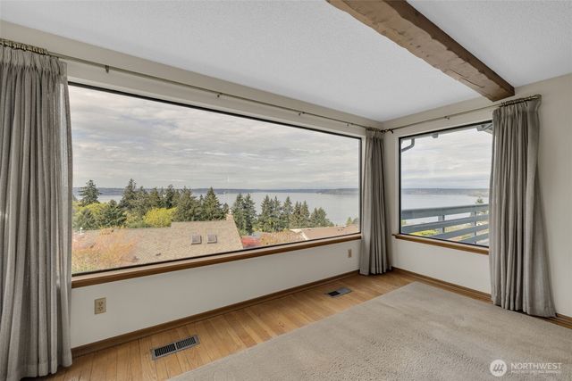 5714 Sealawn Avenue NE, Tacoma, WA 98422