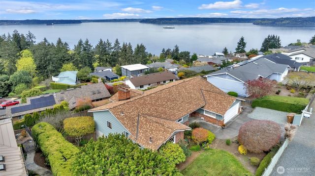 5714 Sealawn Avenue NE, Tacoma, WA 98422