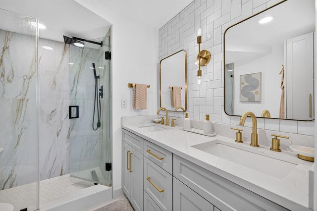 2841 N Ocean Boulevard 1806, Fort Lauderdale, FL 33308