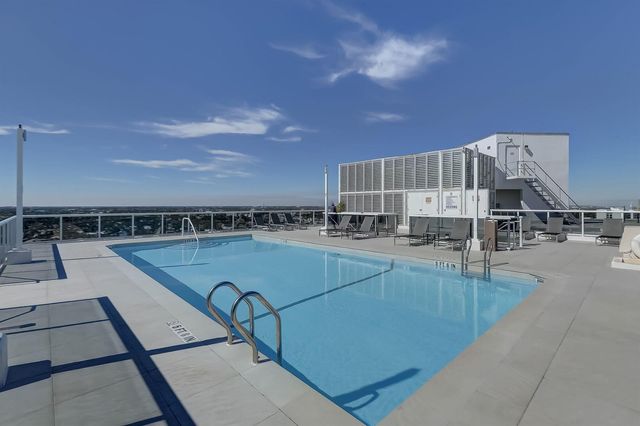 2841 N Ocean Boulevard 1806, Fort Lauderdale, FL 33308