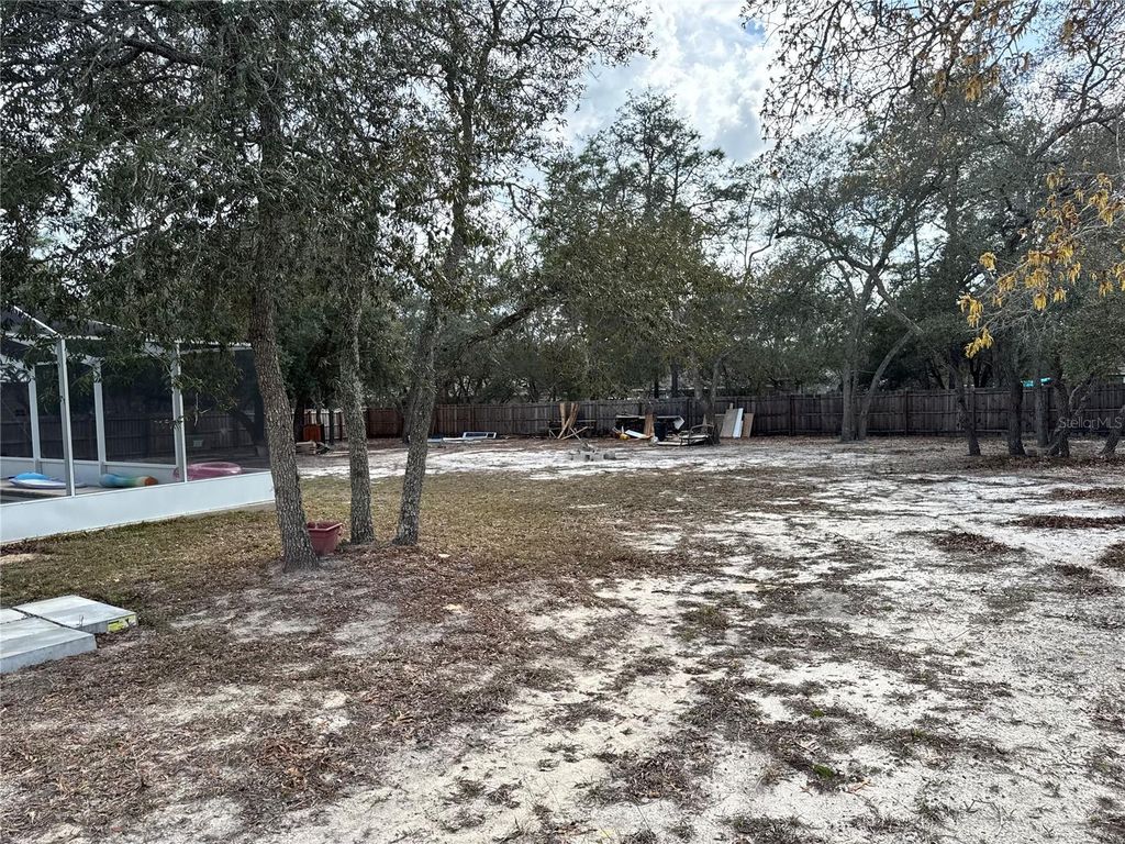 Image 49 of property listing at 12055 ROBINA ROAD, Weeki Wachee, FL 34614