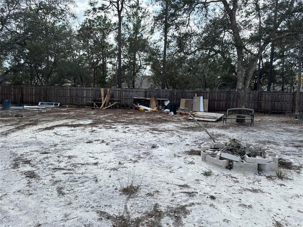 Image 53 of property listing at 12055 ROBINA ROAD, Weeki Wachee, FL 34614