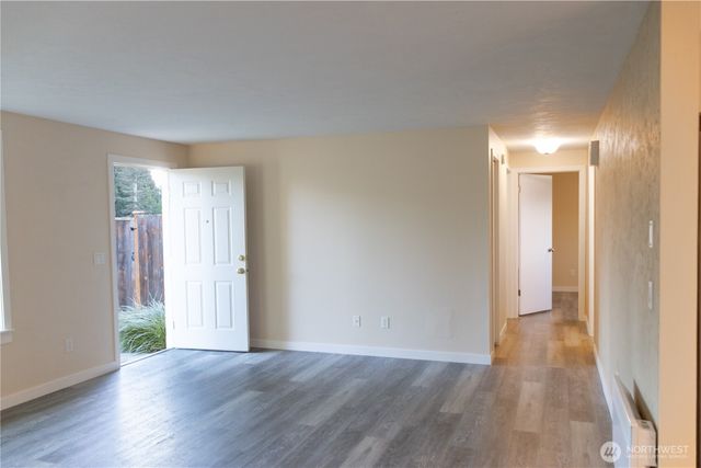 60 Crystal Court, Sequim, WA 98382