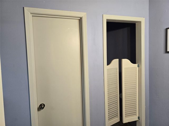 4111 Knoll Glen Drive, Houston, TX 77082