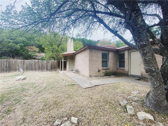9906 Hundred Oaks CIR A, Austin, TX 78750