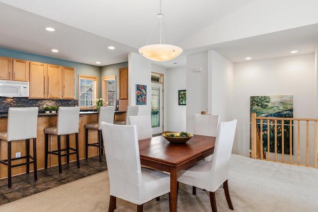 1615 Pond View Court, Middleton, WI 53562