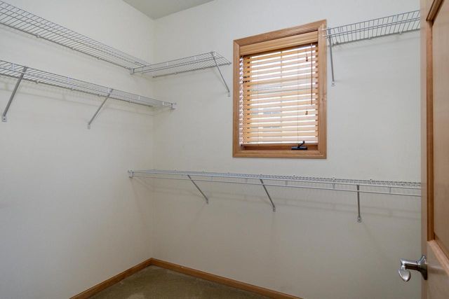 1615 Pond View Court, Middleton, WI 53562