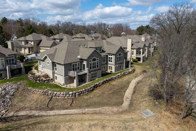 1615 Pond View Court, Middleton, WI 53562