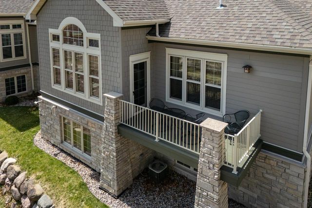 1615 Pond View Court, Middleton, WI 53562