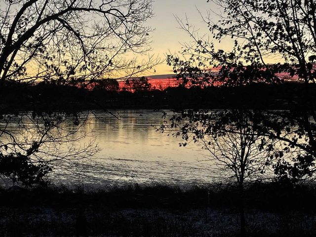 1615 Pond View Court, Middleton, WI 53562