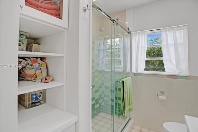 2214 Segovia Cir, Coral Gables, FL 33134
