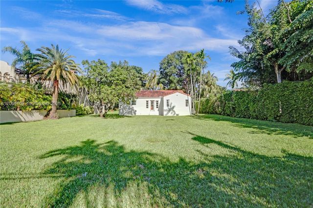 2214 Segovia Cir, Coral Gables, FL 33134