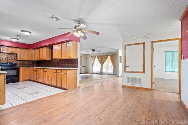 17 Washita Way, Burneyville, OK 73430