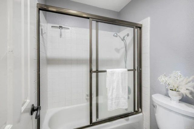 366 Flower Lane, Vista, CA 92083