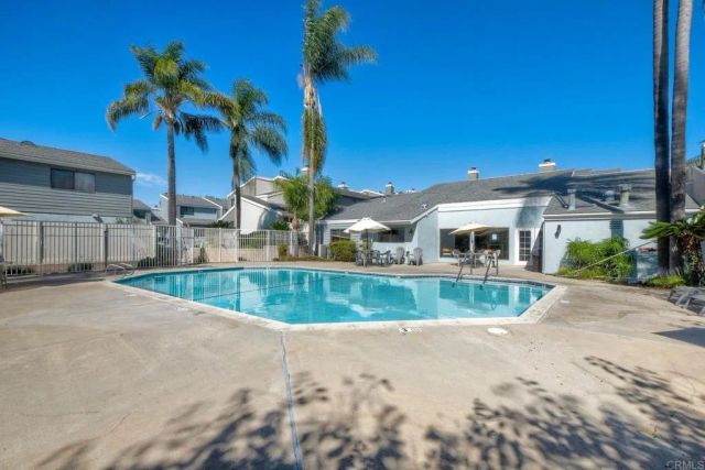 366 Flower Lane, Vista, CA 92083