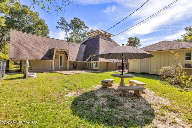 8332 Makiki Drive, Diamondhead, MS 39525