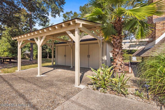 8332 Makiki Drive, Diamondhead, MS 39525