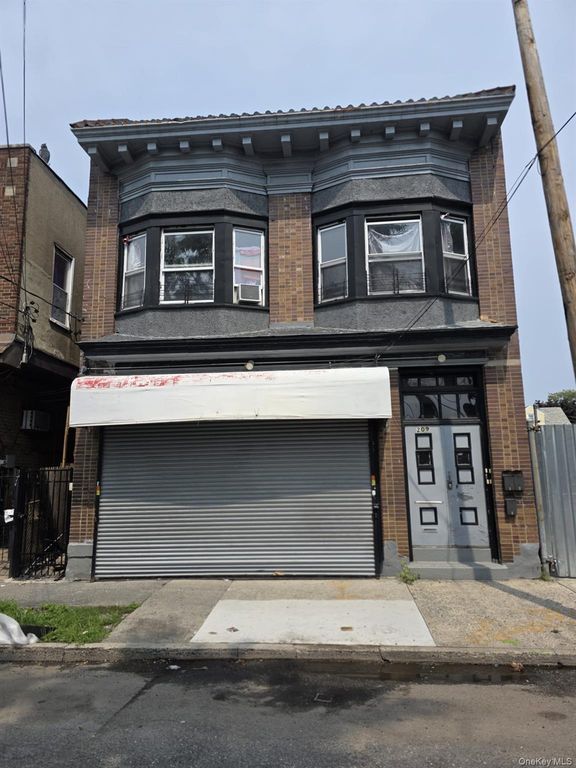 209 W 3rd Street, Mount Vernon, NY 10550 — exterior