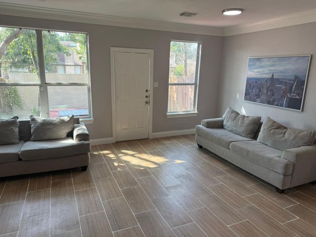 10366 Panther Point Drive, Houston, TX 77099