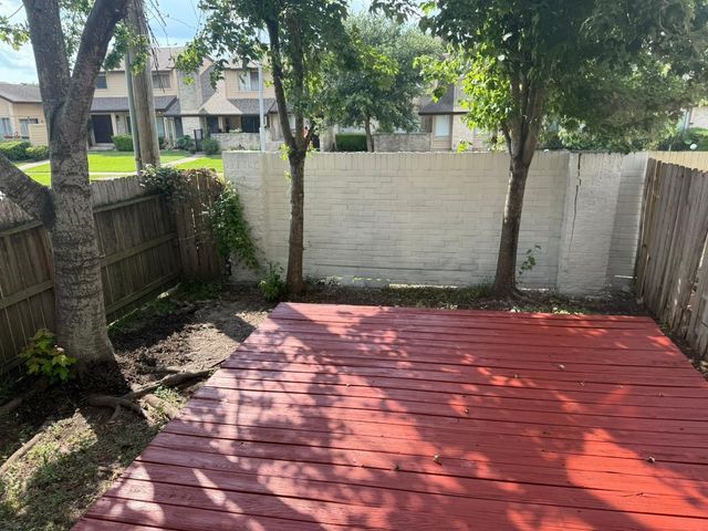 10366 Panther Point Drive, Houston, TX 77099