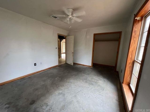 72 Trina Loop, Greenbrier, AR 72058